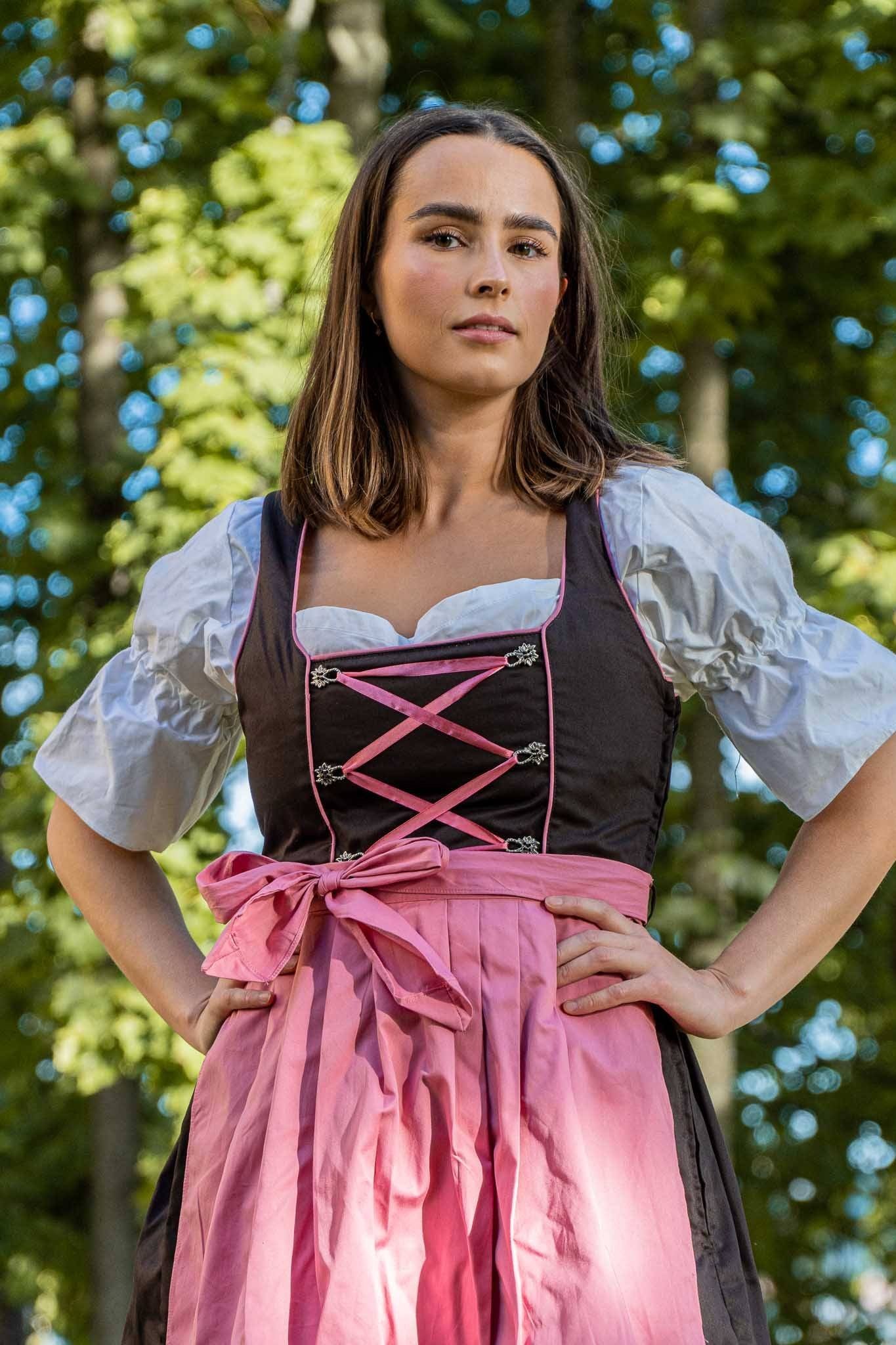 Elisabeth Dirndl • Brun og Rosa • Bomull