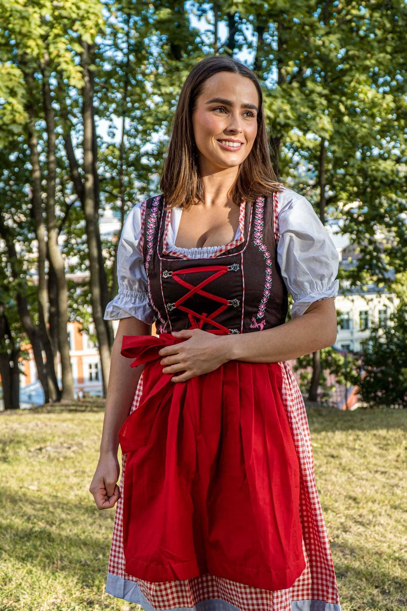Julia Dirndl • Brun og Rød • Bomull • Broderi