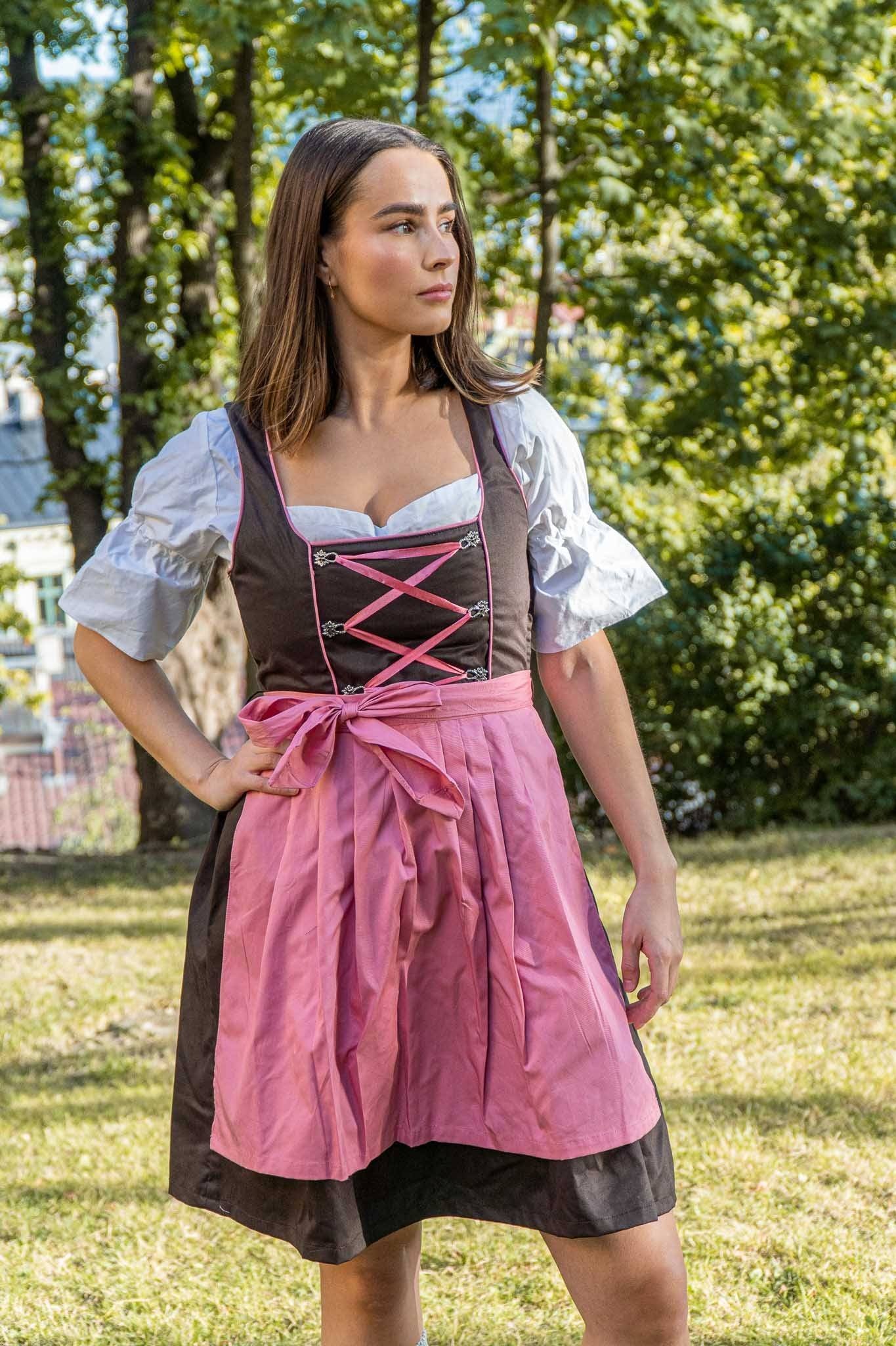 Elisabeth Dirndl • Brun og Rosa • Bomull