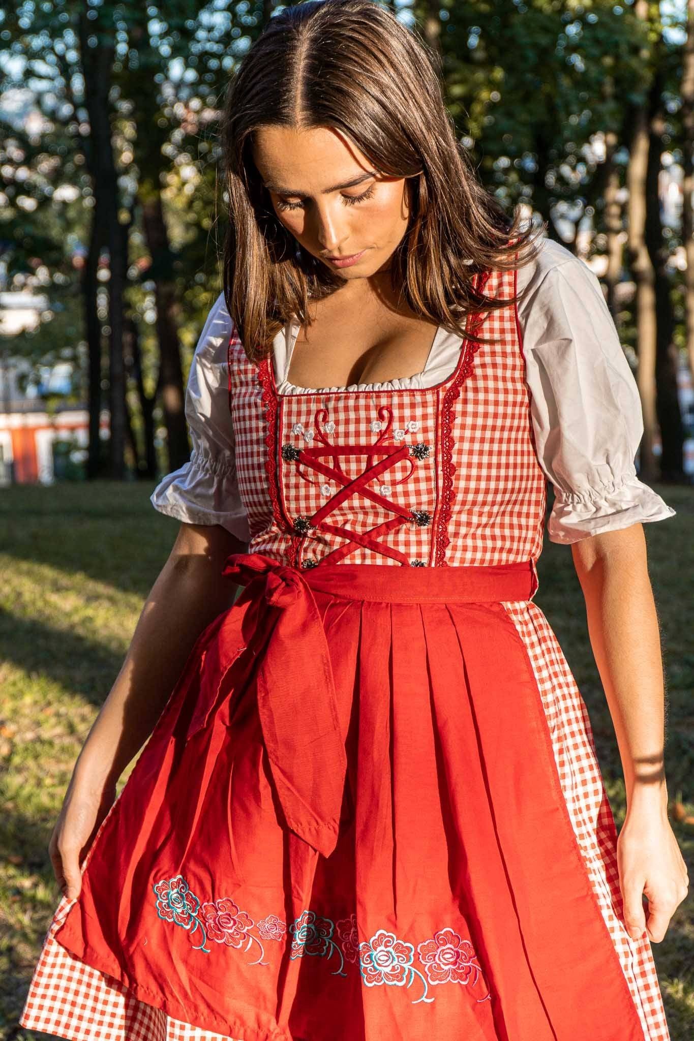 Marie Dirndl • Rød • Bomull