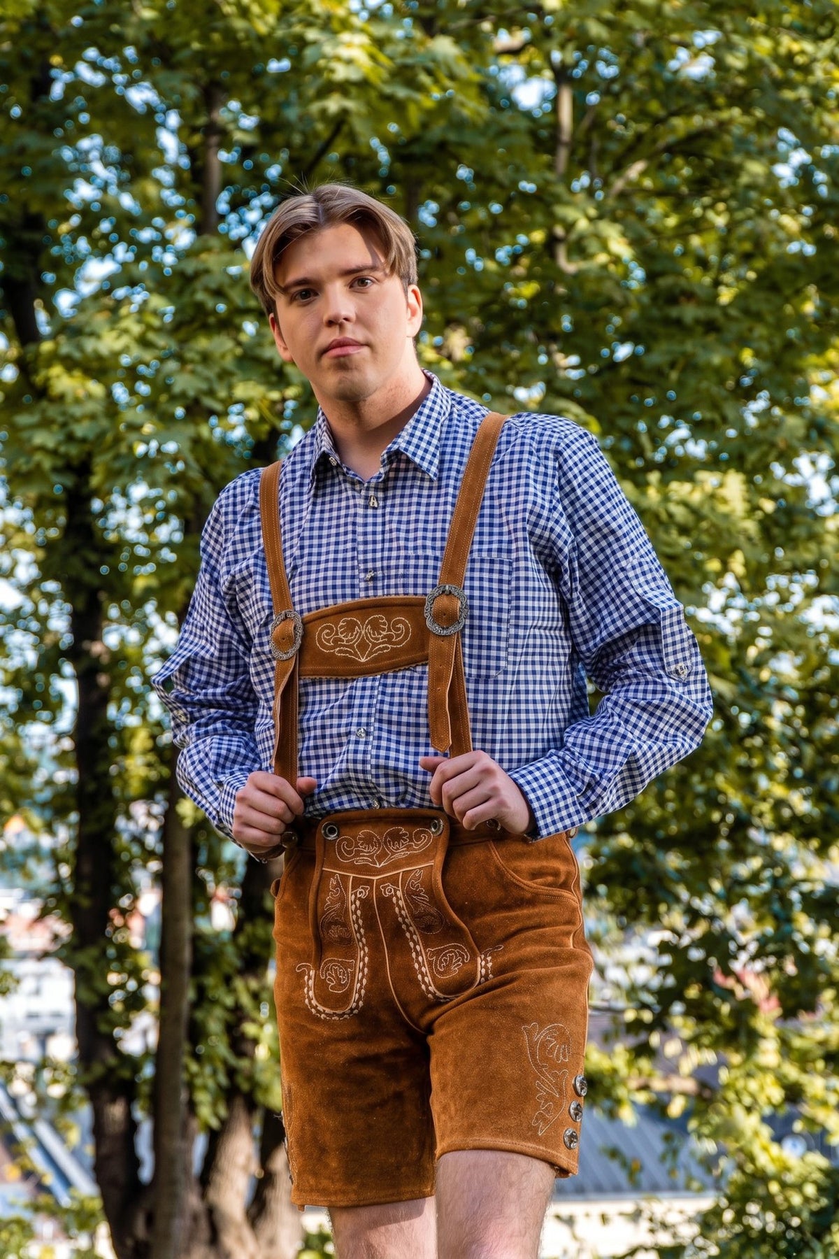 Karl Lederhose • Kort • Lys Brun • Semsket Skinn
